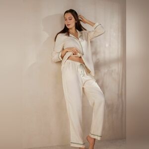 Intimissimi Lost in Fields Pajama Set Sz Small ivory and sage green